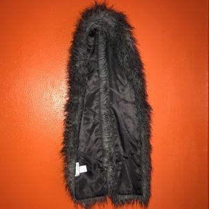 FAUX FUR SHAWL